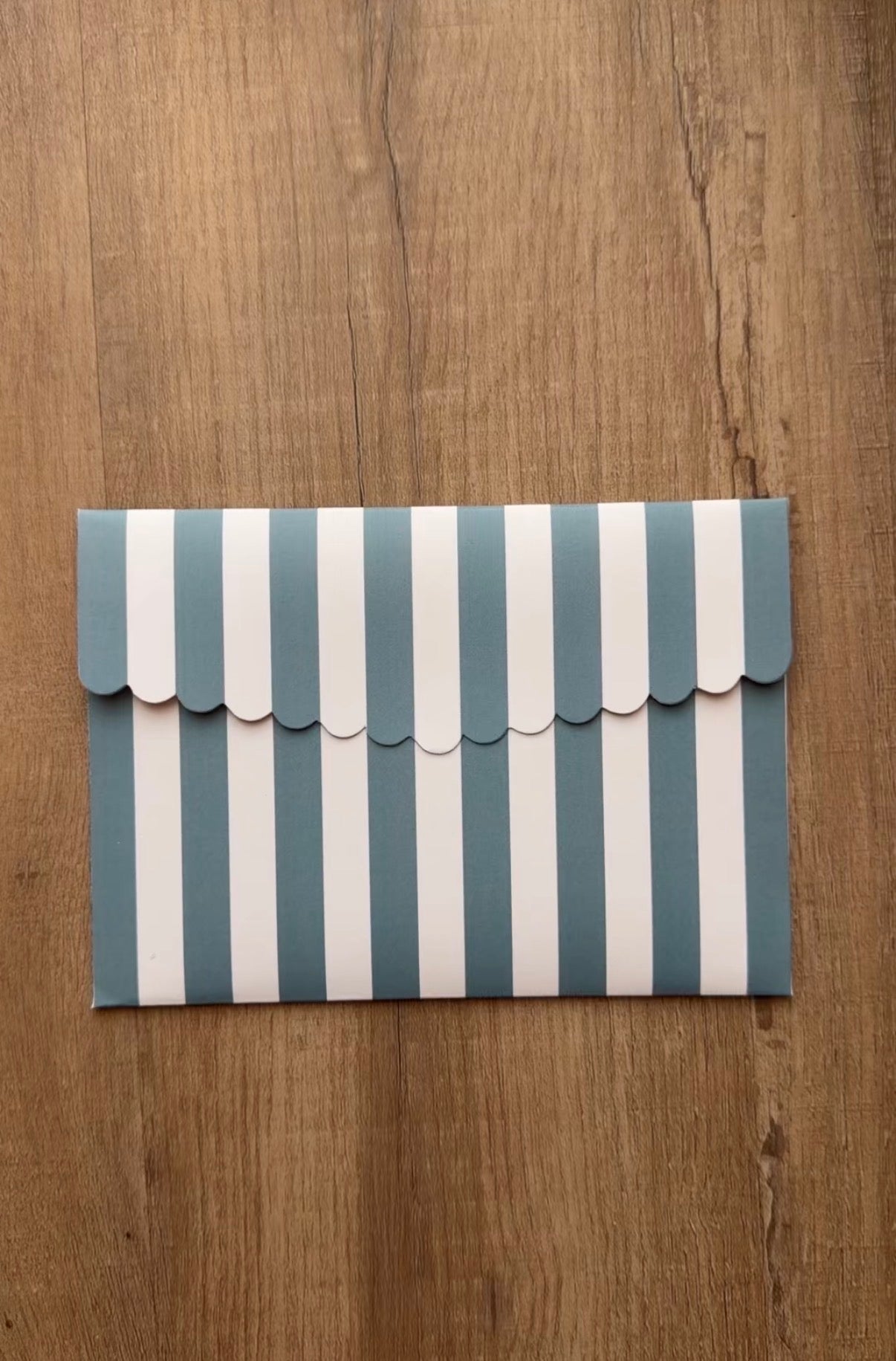 Stripe Scallop Envelope